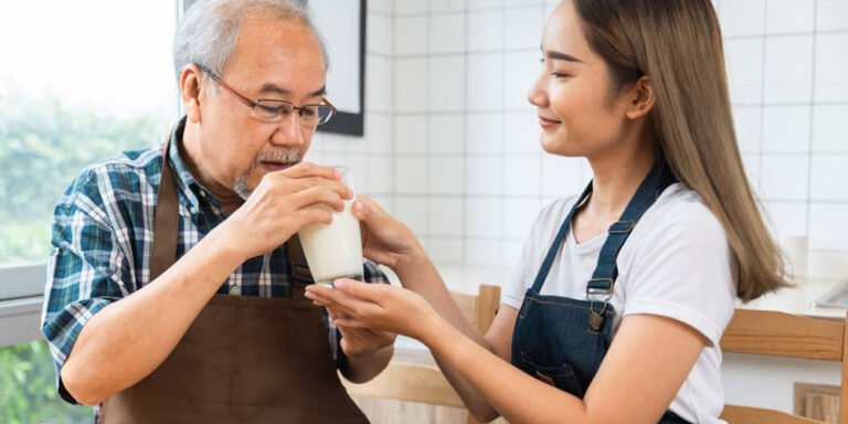 Lejos de causar problemas de salud, la leche los puede prevenir